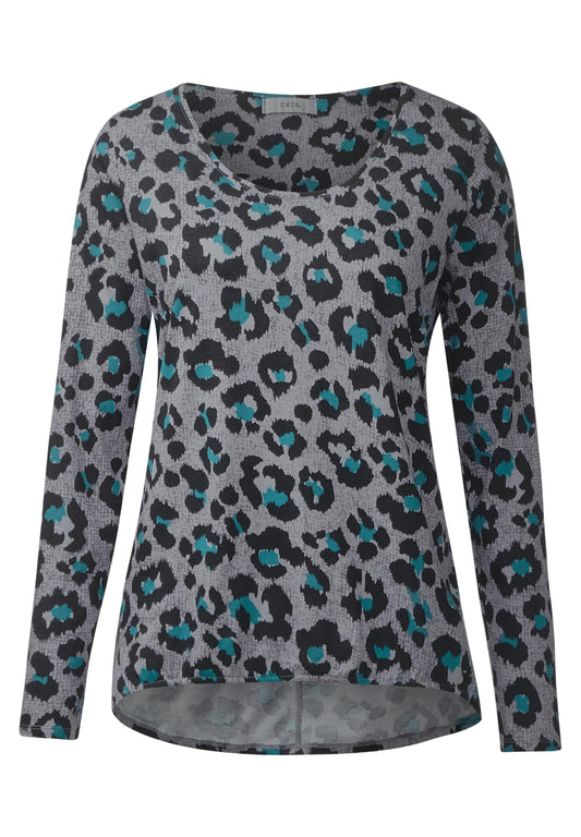 Shirt with animal print